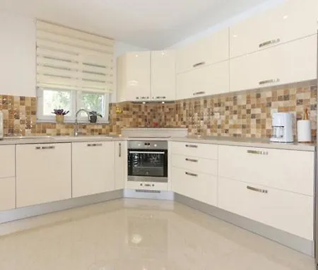 With Private Pool, Near Split *