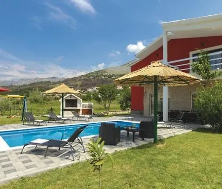 With Private Pool, Near Split Villa Srinjine